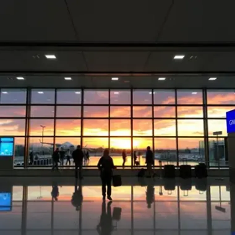 Como funciona imigração no aeroporto: passo a passo para planejar a viagem
