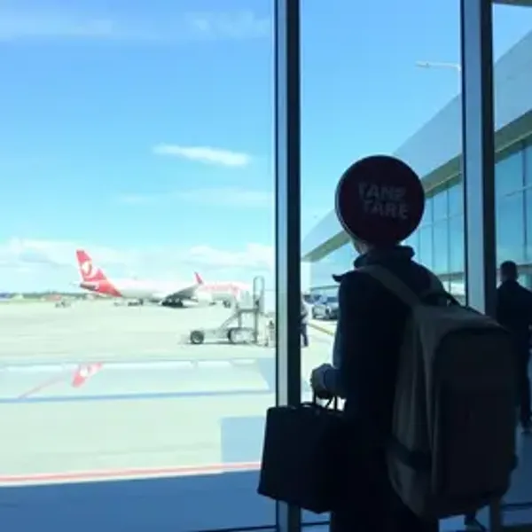 Greve em aeroportos: guia prático para pagar menos