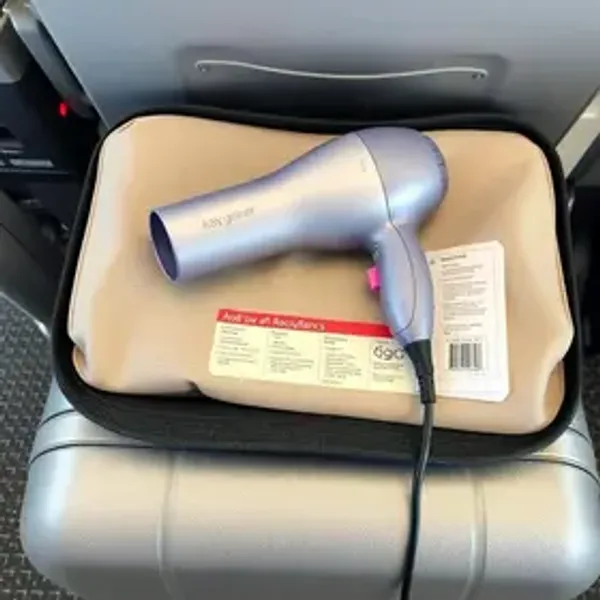 Secador de cabelo na bagagem despachada: guia prático com regras e cuidados