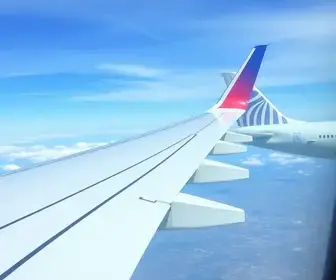 American Airlines ou United Airlines: qual companhia escolher: guia prático para passageiros